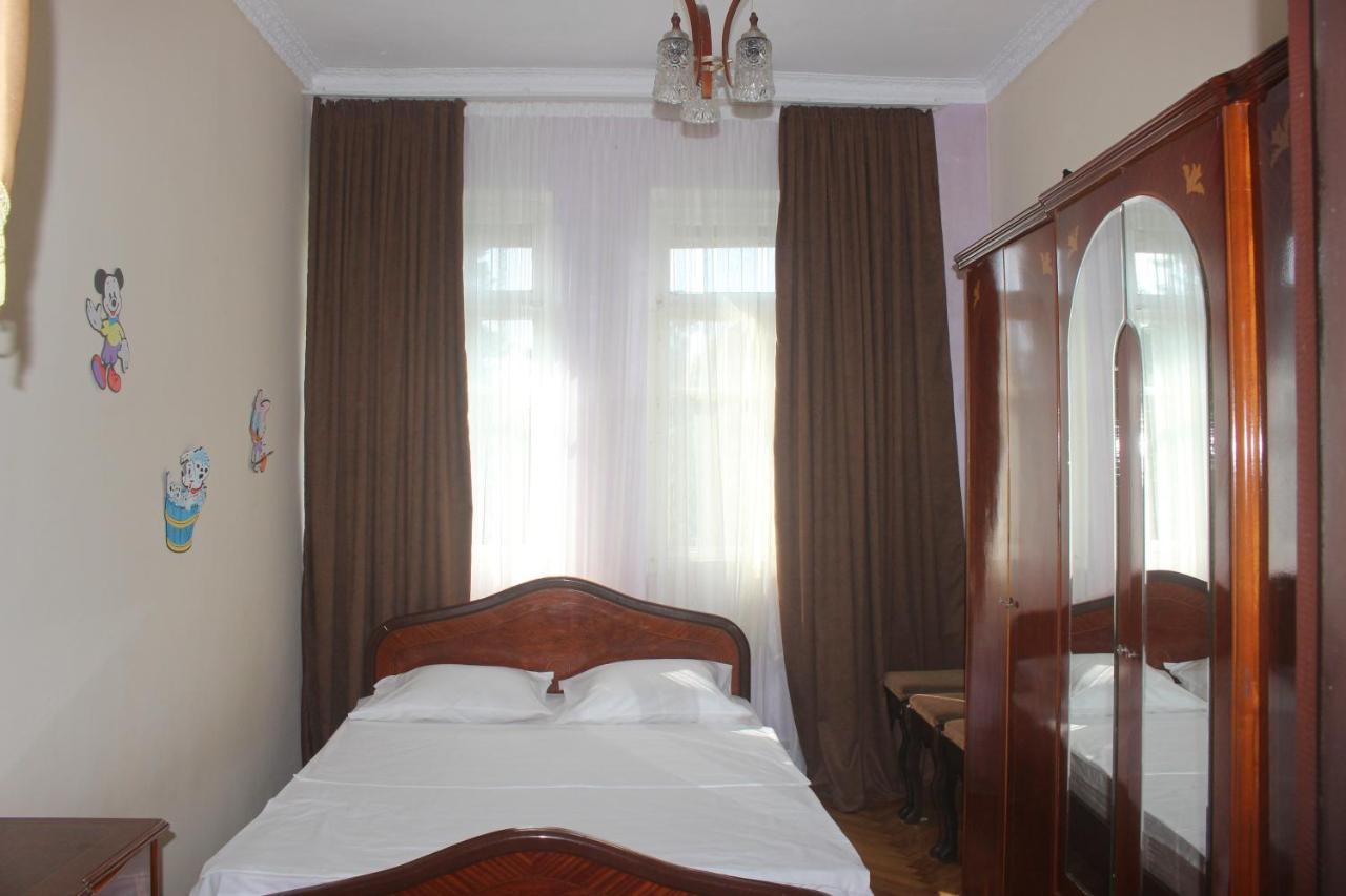 Greenview Guesthouse 바투미 외부 사진