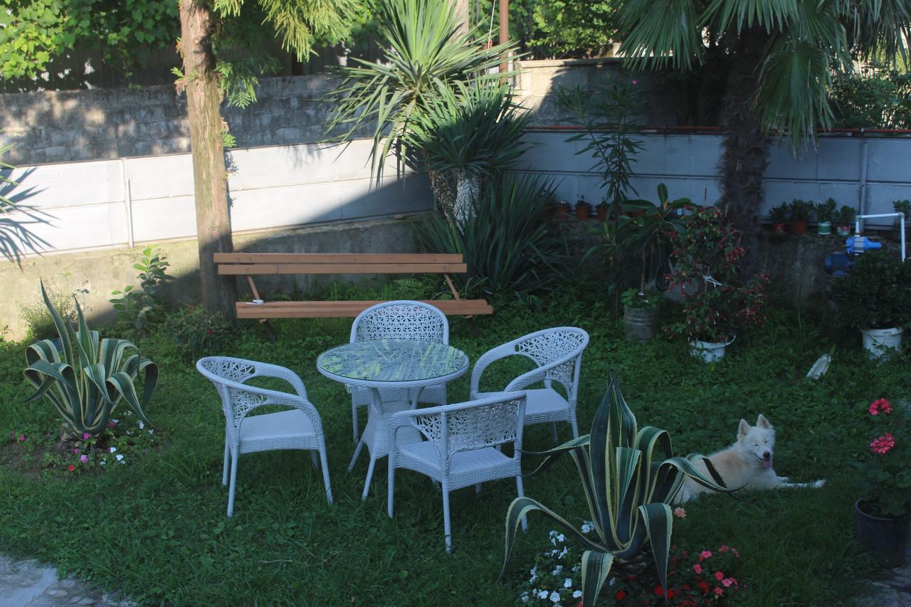 Greenview Guesthouse 바투미 외부 사진