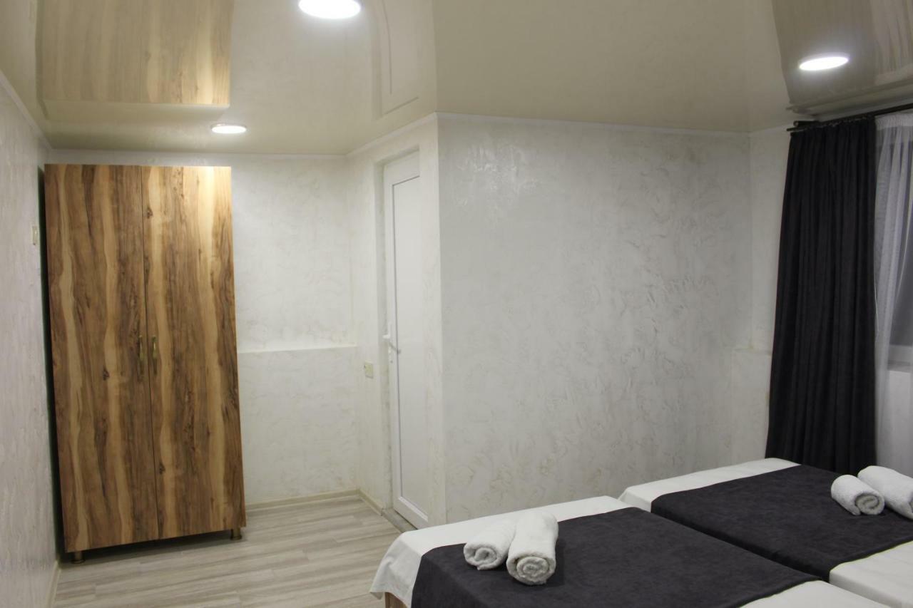 Greenview Guesthouse 바투미 외부 사진